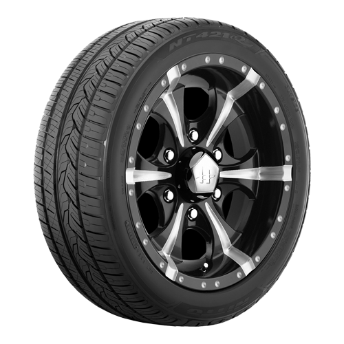 Nitto NT-421Q 255/60R17 110 V Tire - High - Performance & Long - Lasting